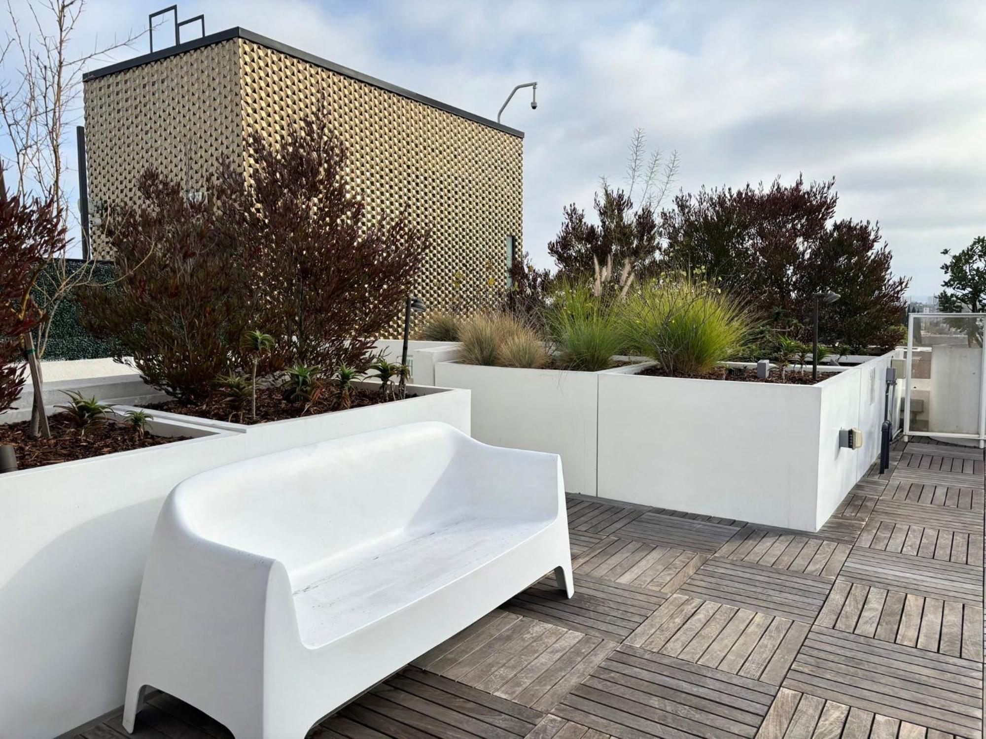 Hollywood Rooftop Boutique Residences On Melrose